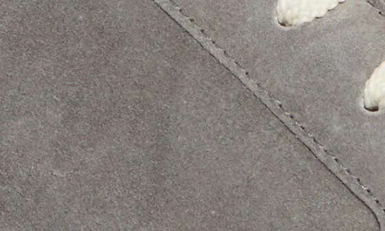 Vulky Low Top Sneaker - Image 7