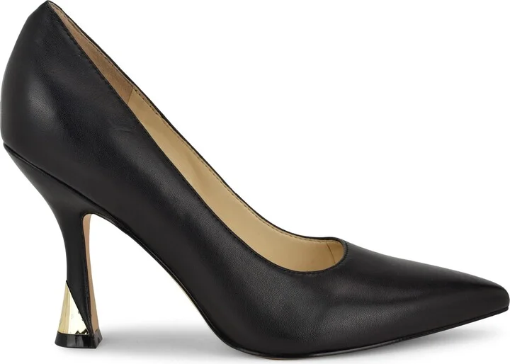 Vylot Pointed Toe Pump - Image 2