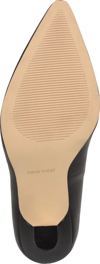 Vylot Pointed Toe Pump - Image 4