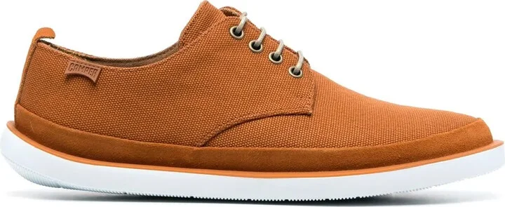 Wagon textured sneakers