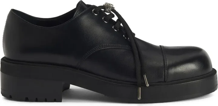 Waldus shoes