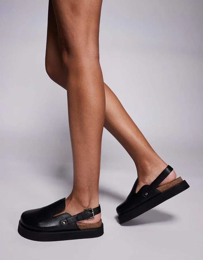 Walk London Barca clog mule in black grain leather - Image 2