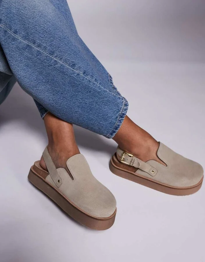 Walk London Barca clog mule in stone suede - Image 2