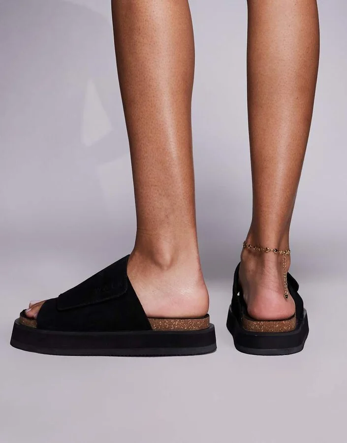 Walk London Barca Velcro Mule in black - Image 3