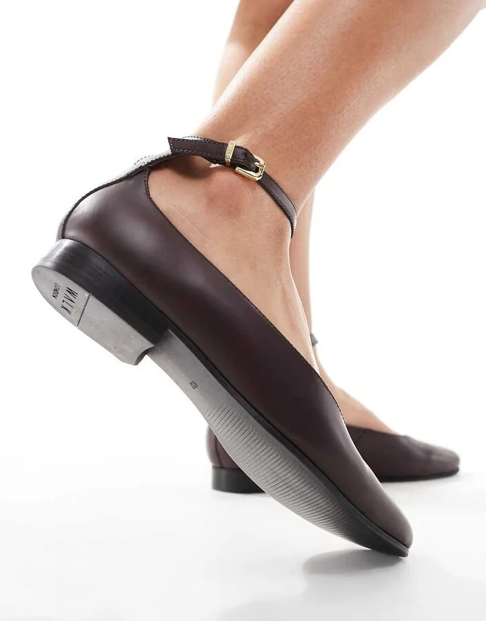Walk London Bella ankle strap shoes in burgundy leather - Image 4