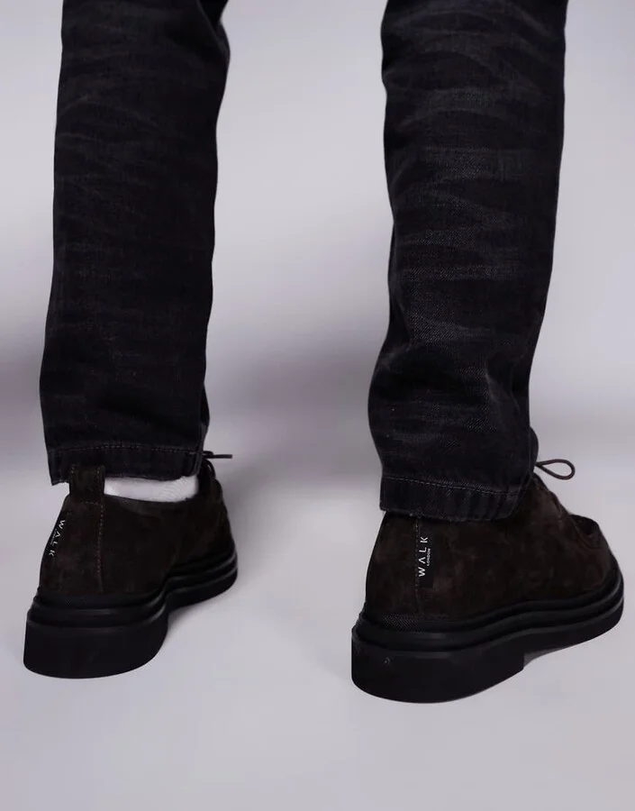 Walk London Brooklyn apron shoes in brown suede - Image 4