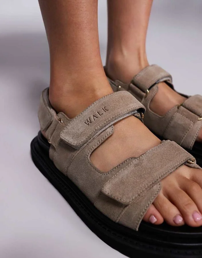 Walk London Budapest velcro sandals in stone suede - Image 3