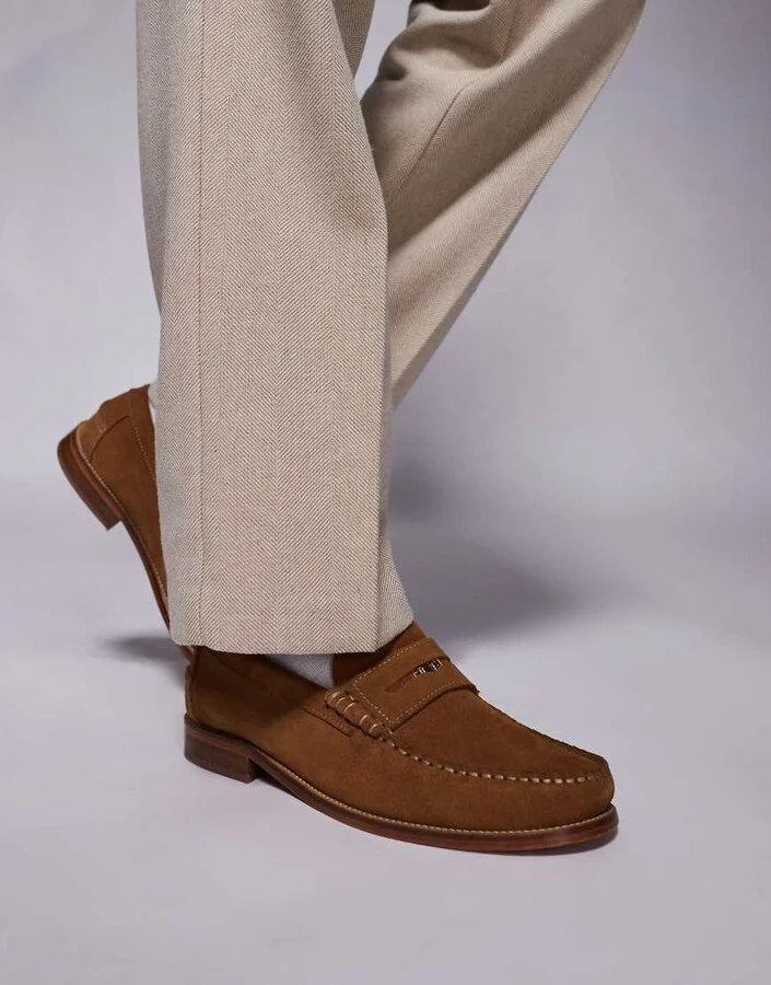 Walk London Dalston penny loafers in tan suede - Image 4