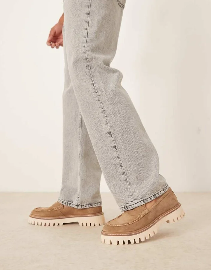 Walk London Hopper saddle loafers in tan suede - Image 4