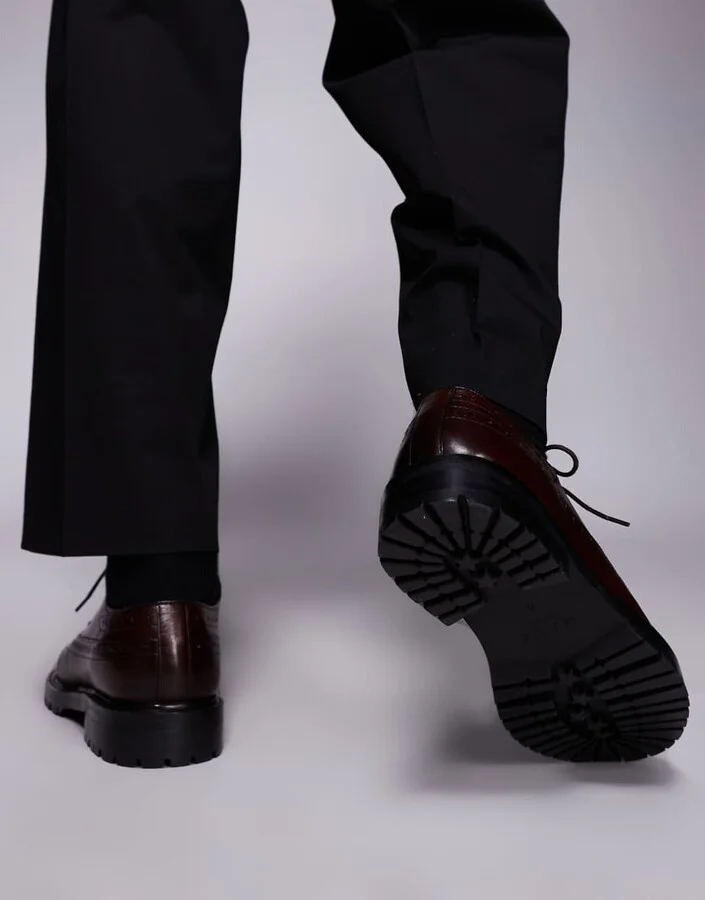 Walk London James brogue shoes in brown leather - Image 3