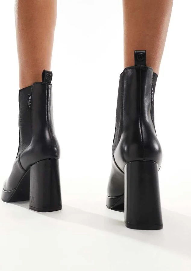 Walk London Poppy chelsea boots in black leather - Image 4