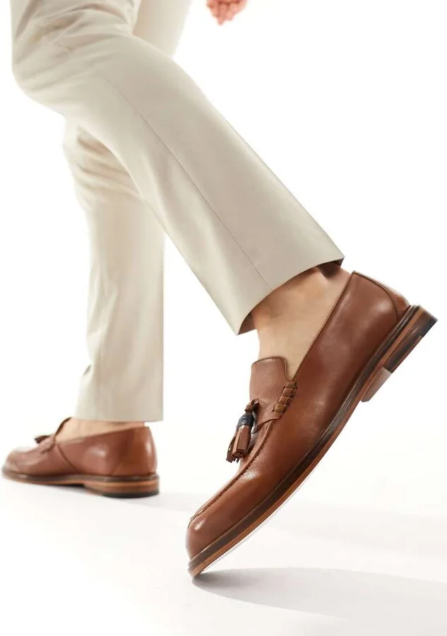 Walk London Putney tassel loafers in tan leather - Image 2