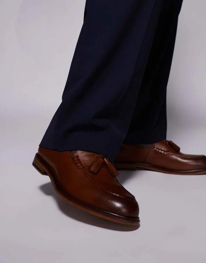 Walk London Putney tassel loafers in tan leather - Image 3