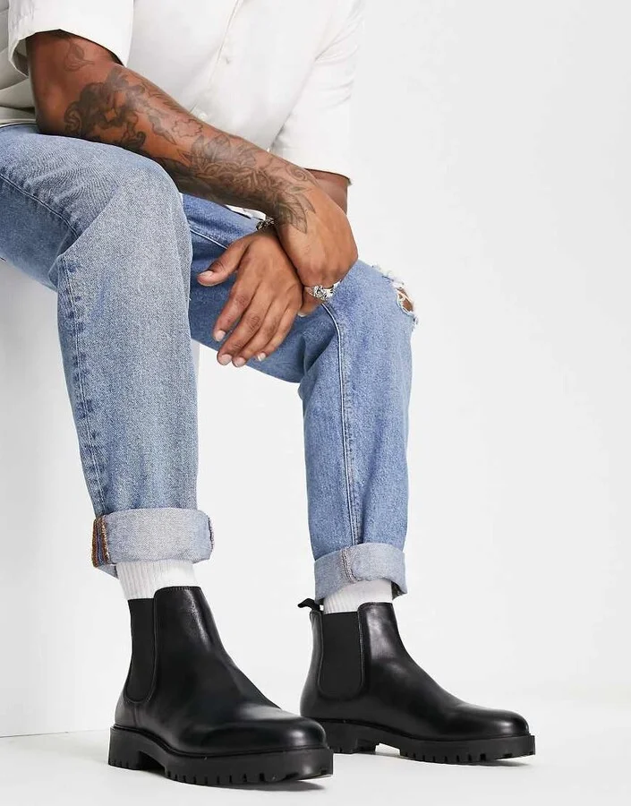Walk London sean chunky chelsea boots in black leather - Image 2