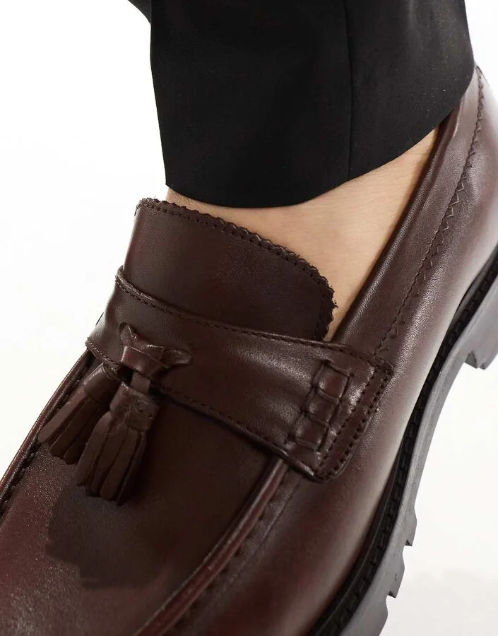 Walk London Sean tassel loafers in brown milled leather - Image 3