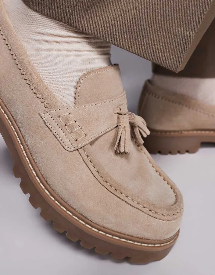 Walk London Sean tassel loafers in stone suede - Image 2
