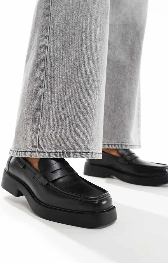 Walk London Taylor saddle loafers in black leather - Image 2