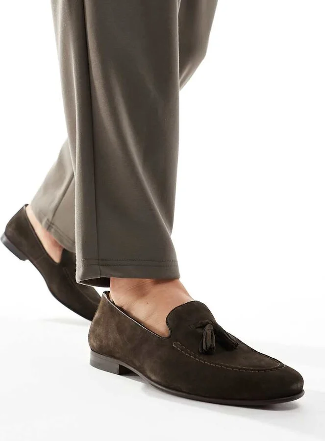 Walk London Trent Tassel Loafers In Brown Suede - Image 4