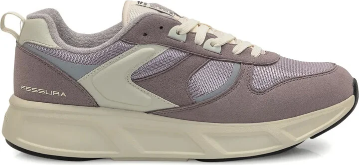 Walk sneakers