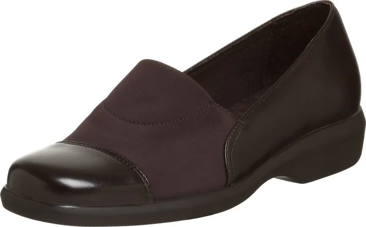 Walking Cradles Women's Icon Stretch Casual Loafer