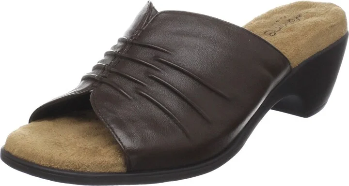 Walking Cradles Women's PLEAT Sandal