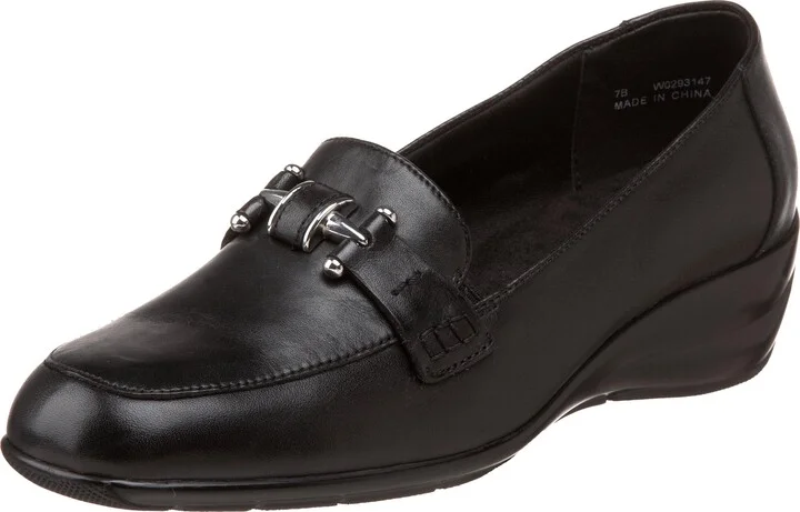 Walking Cradles Women's Tops Slip-On Loafer