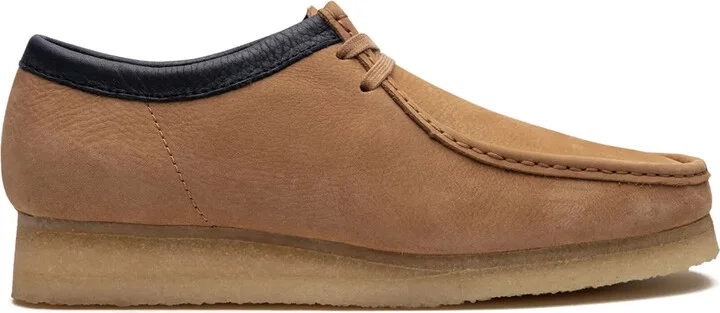 Wallabee lace-up shoes