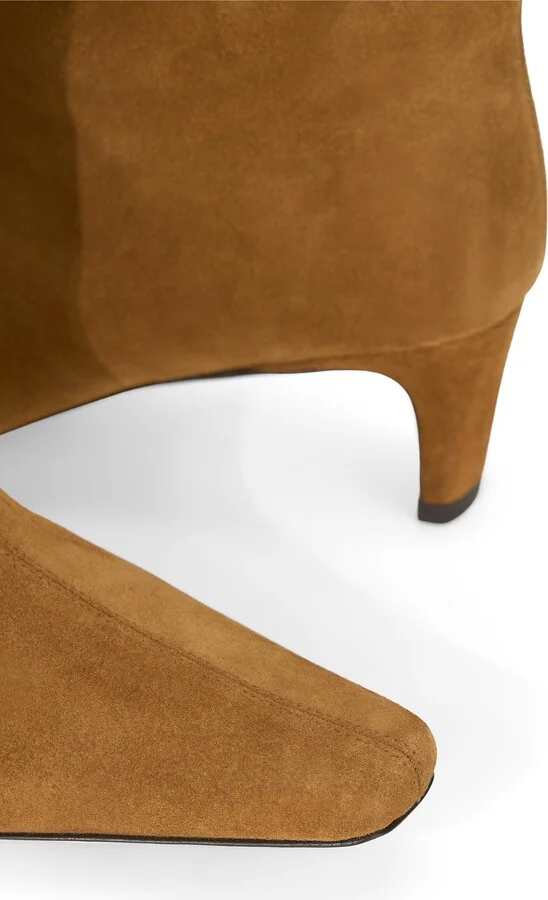 Wally Knee High Boot - Image 10