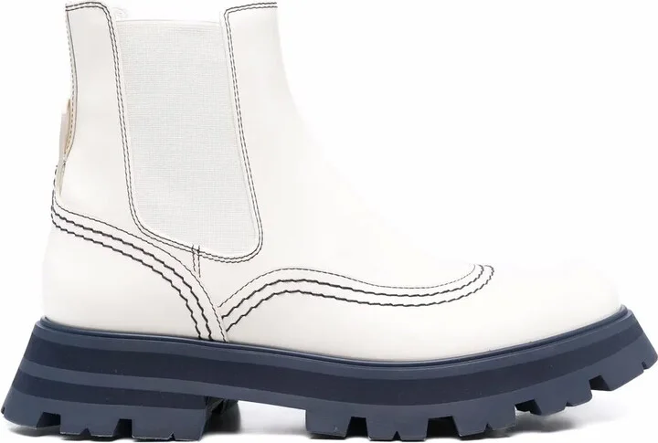 Wander Chelsea boots
