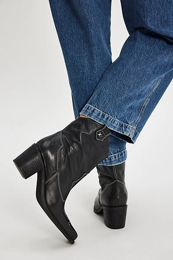 Wandering Western Boots - Image 3