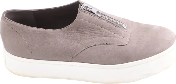 Warner Low Top Platform Sneakers in Grey Leather