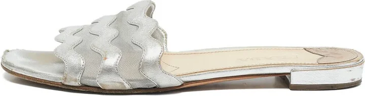 Wave-Mesh Slide Sandals