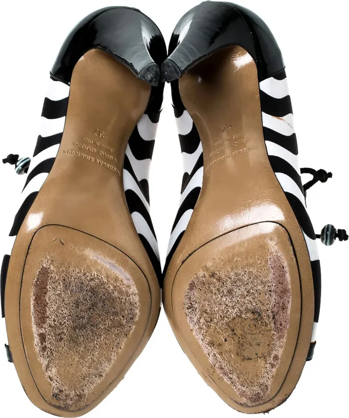 Wave-Print Sandals - Image 4