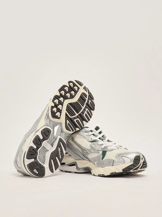 Wave Rider 10 S Sneaker - Image 4