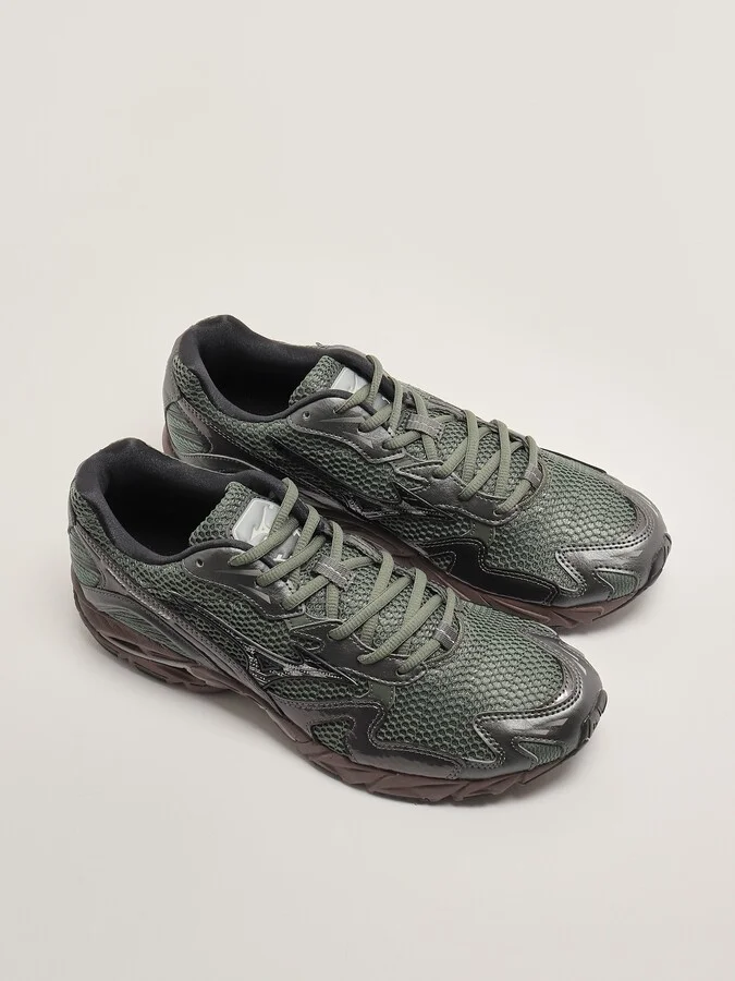 Wave Rider 10 S Sneaker - Image 2
