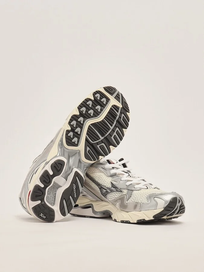 Wave Rider 10 S Sneaker - Image 4