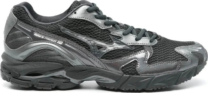 Wave Rider 10 sneakers