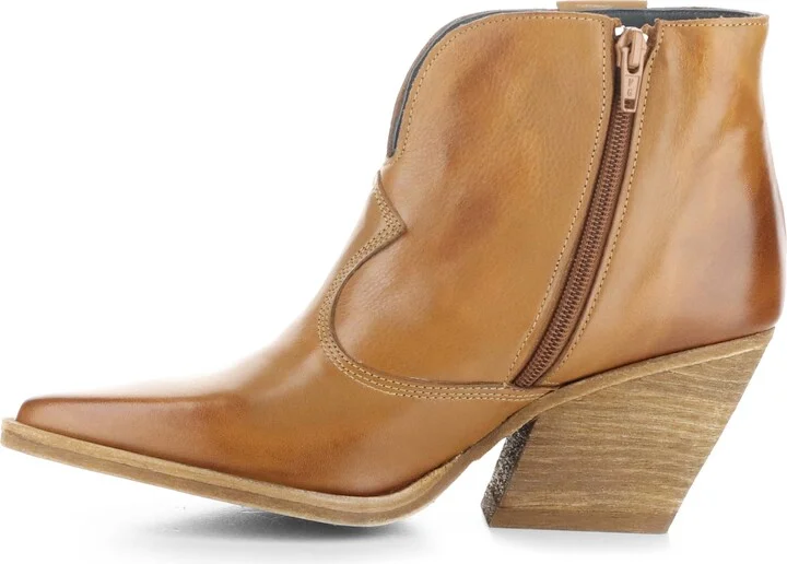Waxi Pointed Toe Western Boot - Image 10