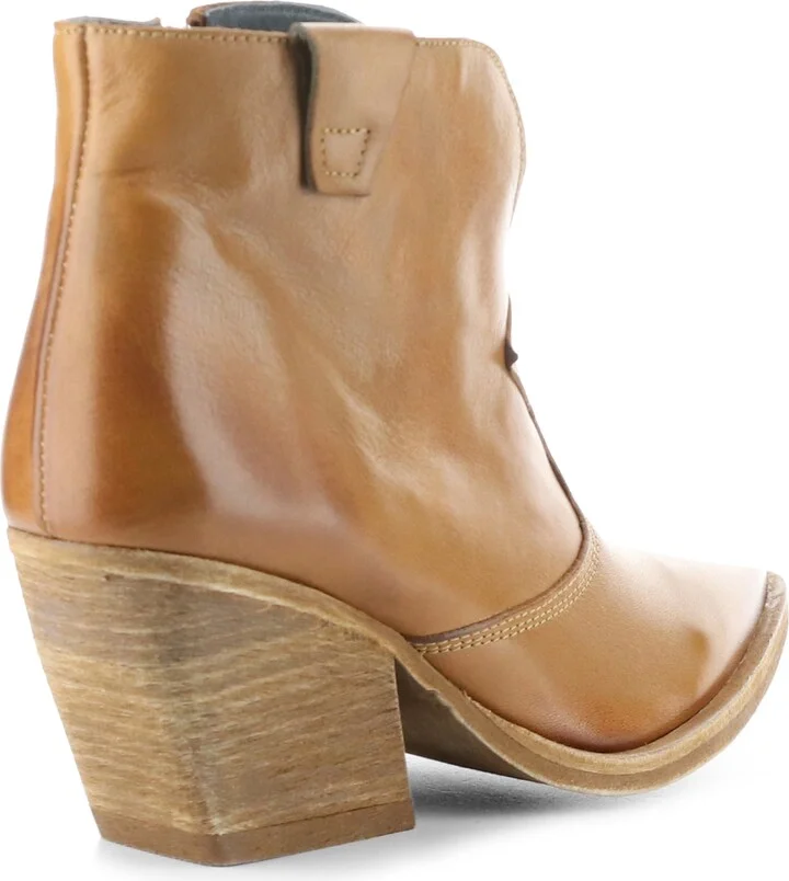 Waxi Pointed Toe Western Boot - Image 11