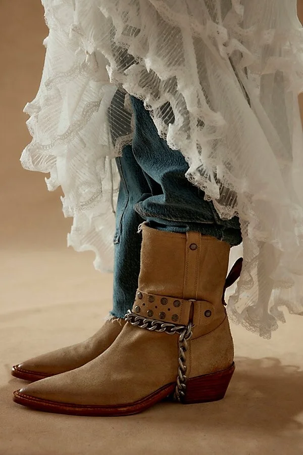We The Free Aiden Chain Boots