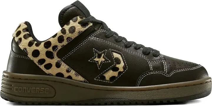 Weapon sneakers