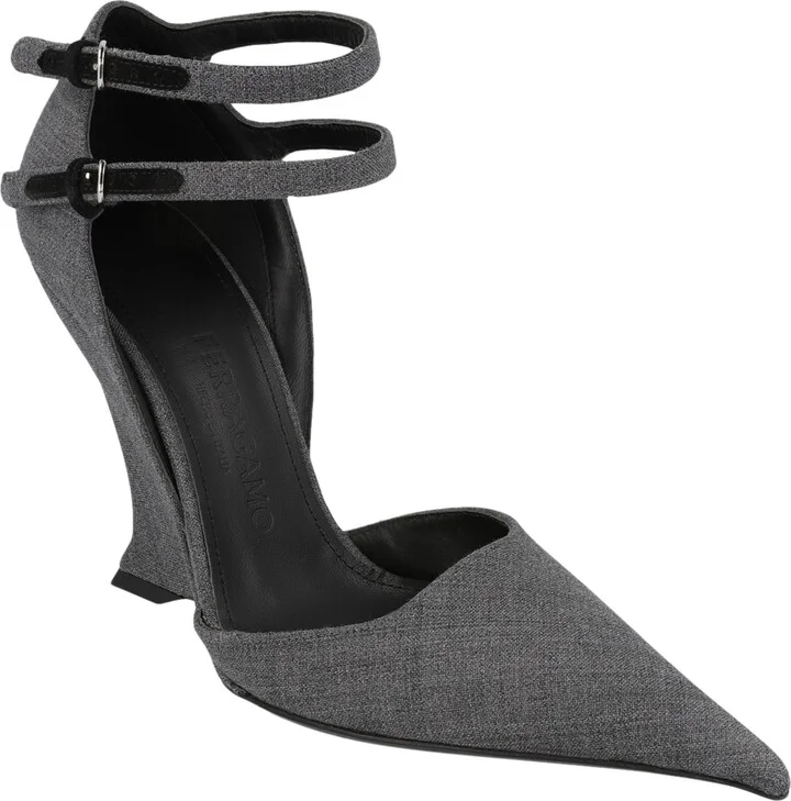 Wedge Heel Pump