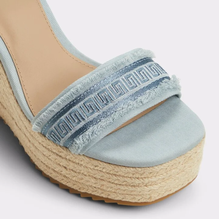 Wedge sandal - Image 5