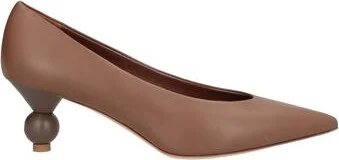 Weekend Max Mara Woman Pumps