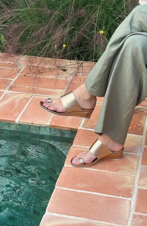 Weilis Wedge Slide Sandal - Image 2