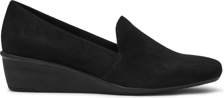 Wendell Wedge Pump - Image 11