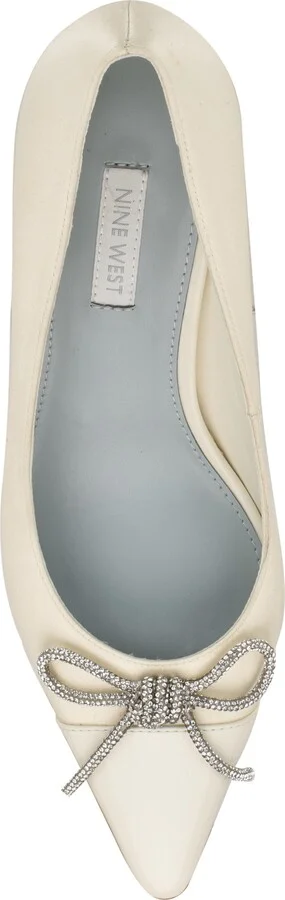 Wendon Pointed Cap Toe Kitten Heel Pump - Image 10