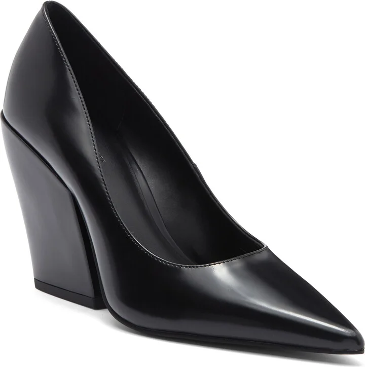 West Pointed Toe Pump