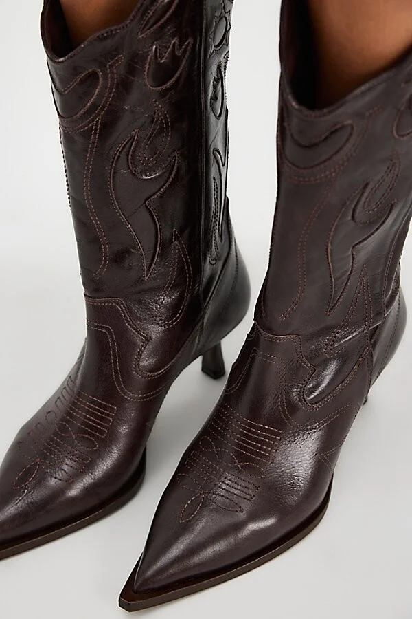 Western Twist Kitten Heels - Image 2