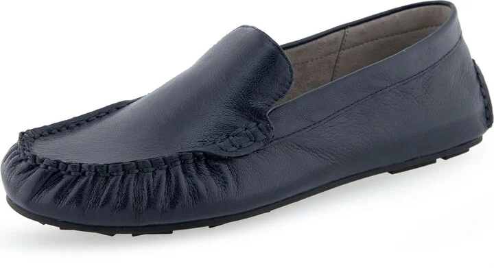 What's What Women's COBY Loafer Flat